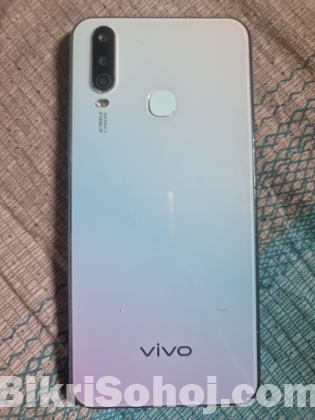 Vivo y17